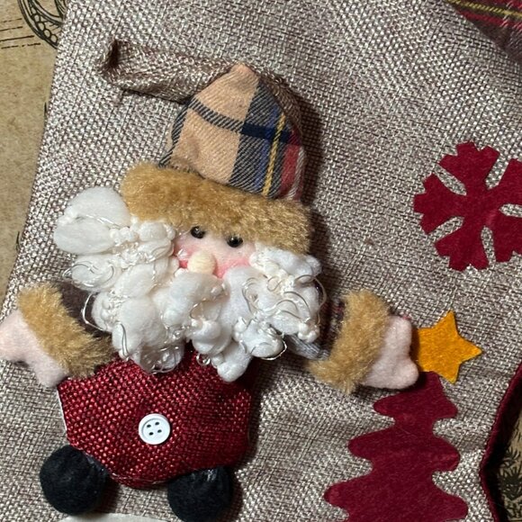 Christmas Stocking With Santa & Plaid Cuff Design 17" NWOT - Picture 4 of 5